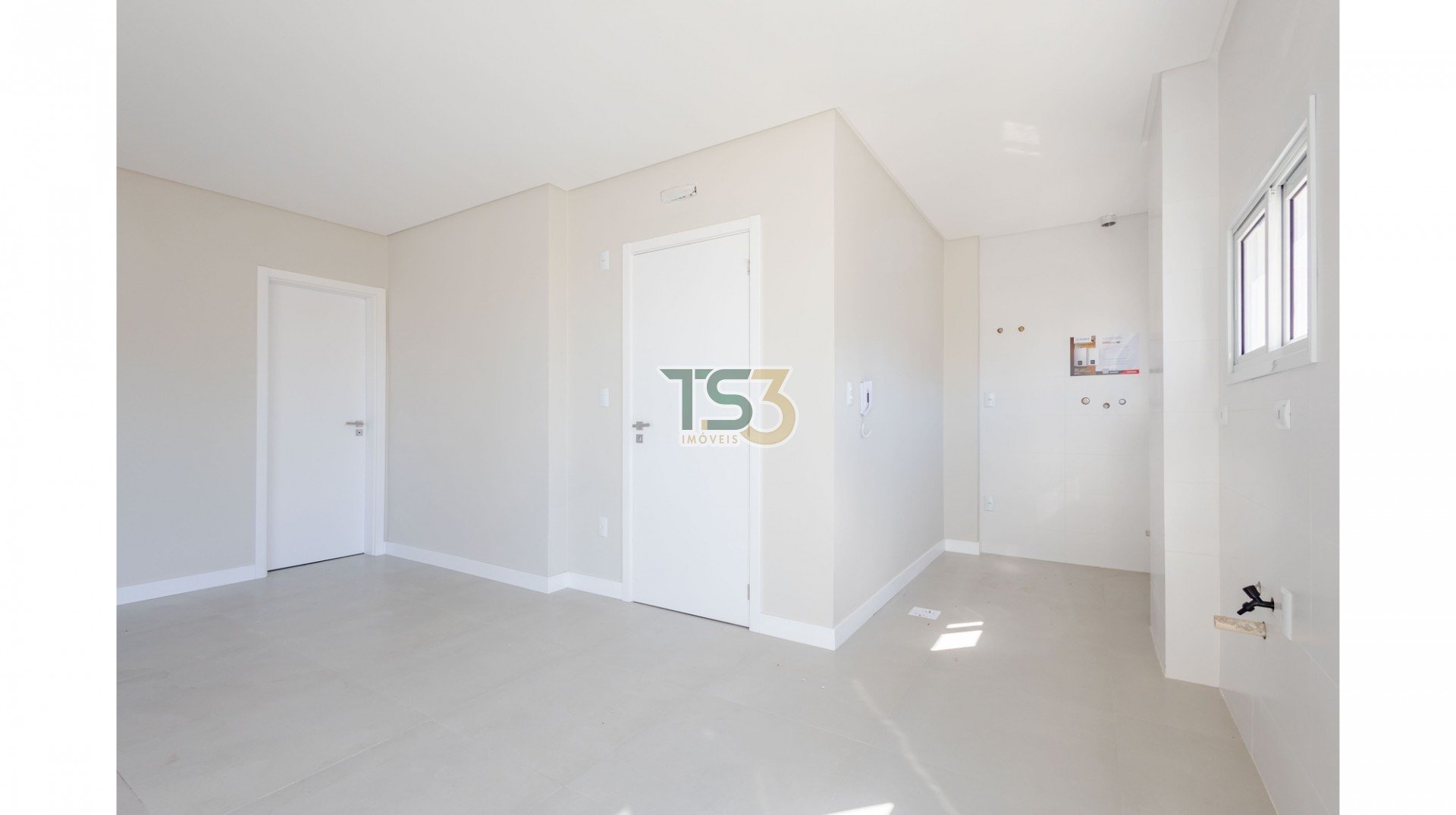 Foto de Apartamento pronto com 2 suítes e área de lazer completa em Balneário Perequê!