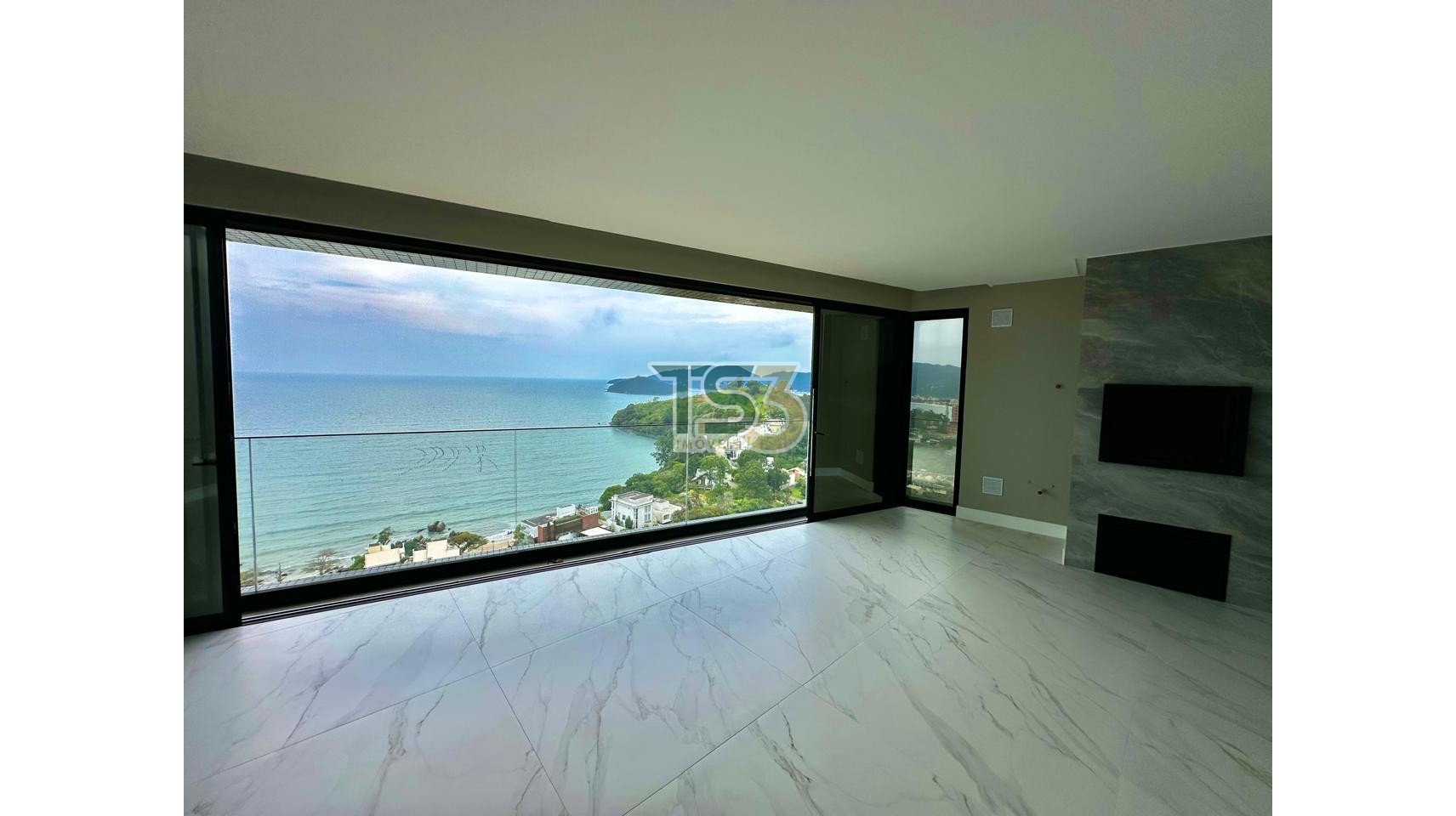 Foto de Apartamento pronto para morar com vista mar a 50 metros da praia de Balneário Perequê!