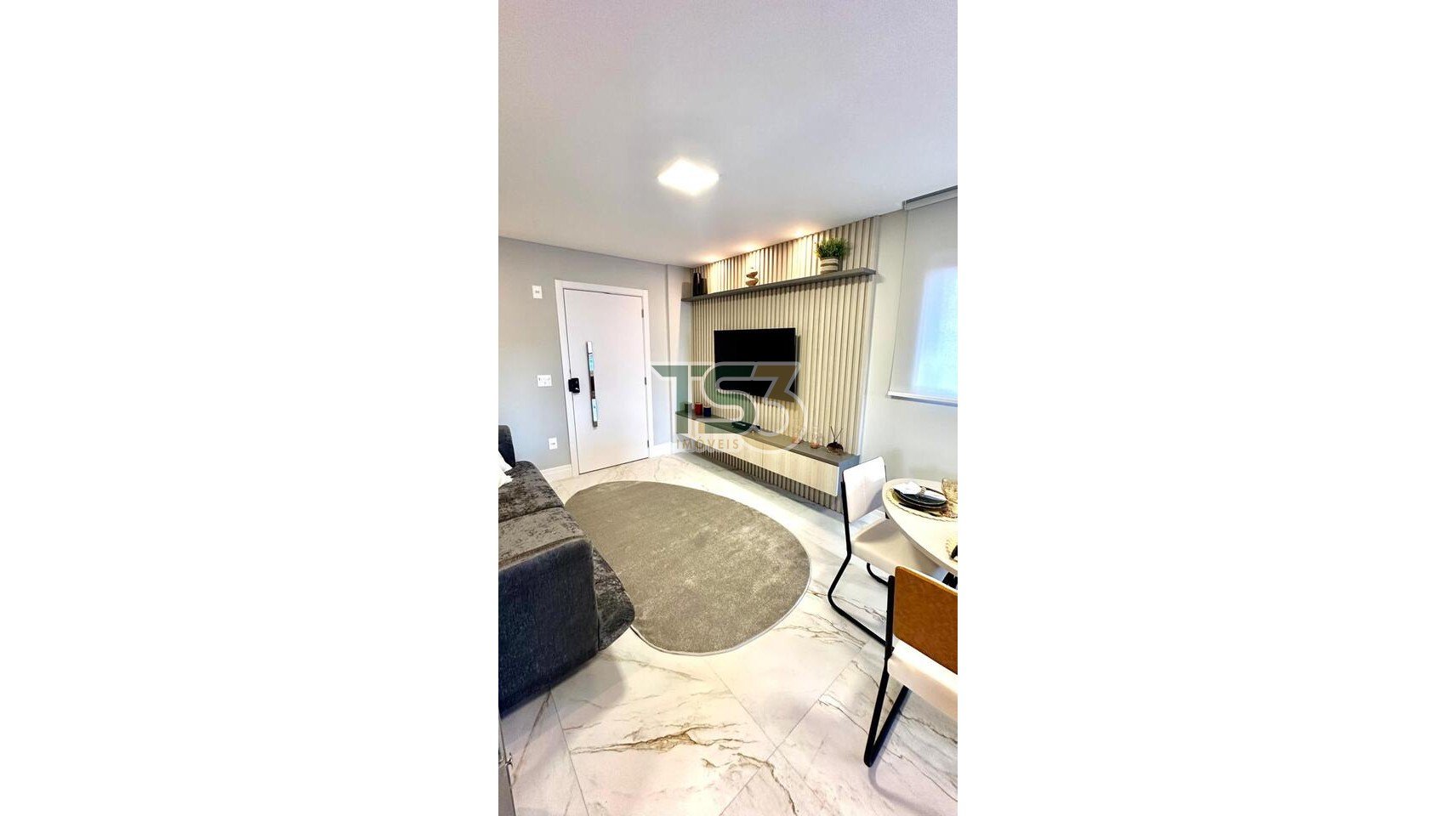 Foto de Apartamento mobiliado com 01 suíte e 01 demi-suíte em Balneário Perequê!